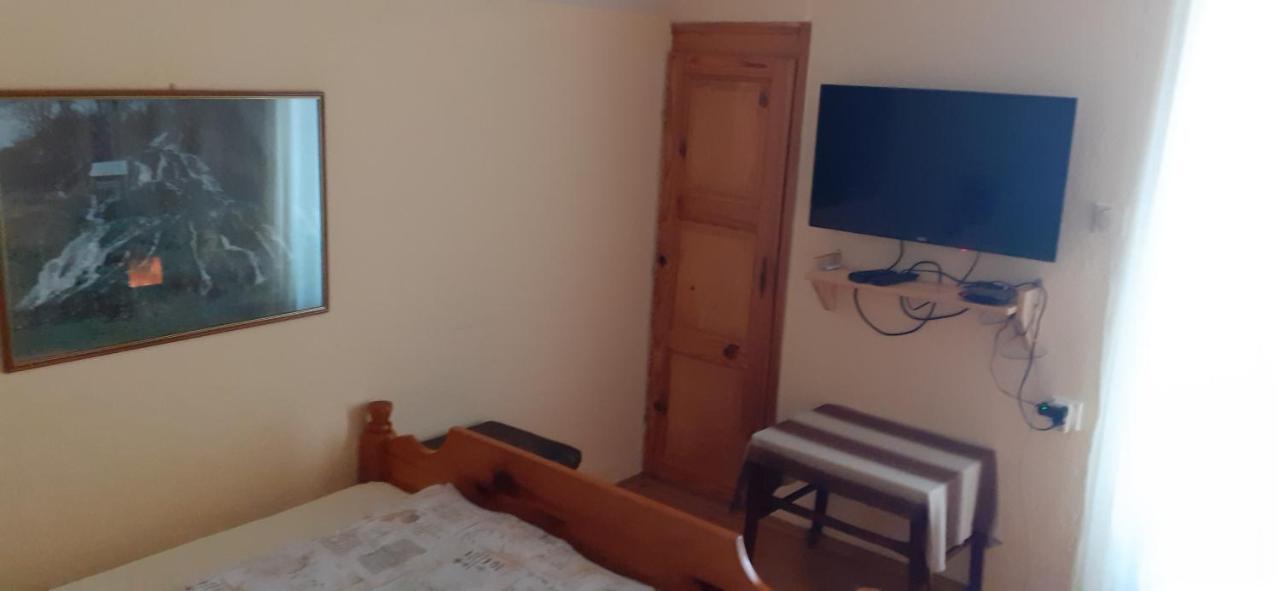 Apartmán Smjestaj Na Selu,Porodica Gvozdenac Sipovo Exteriér fotografie